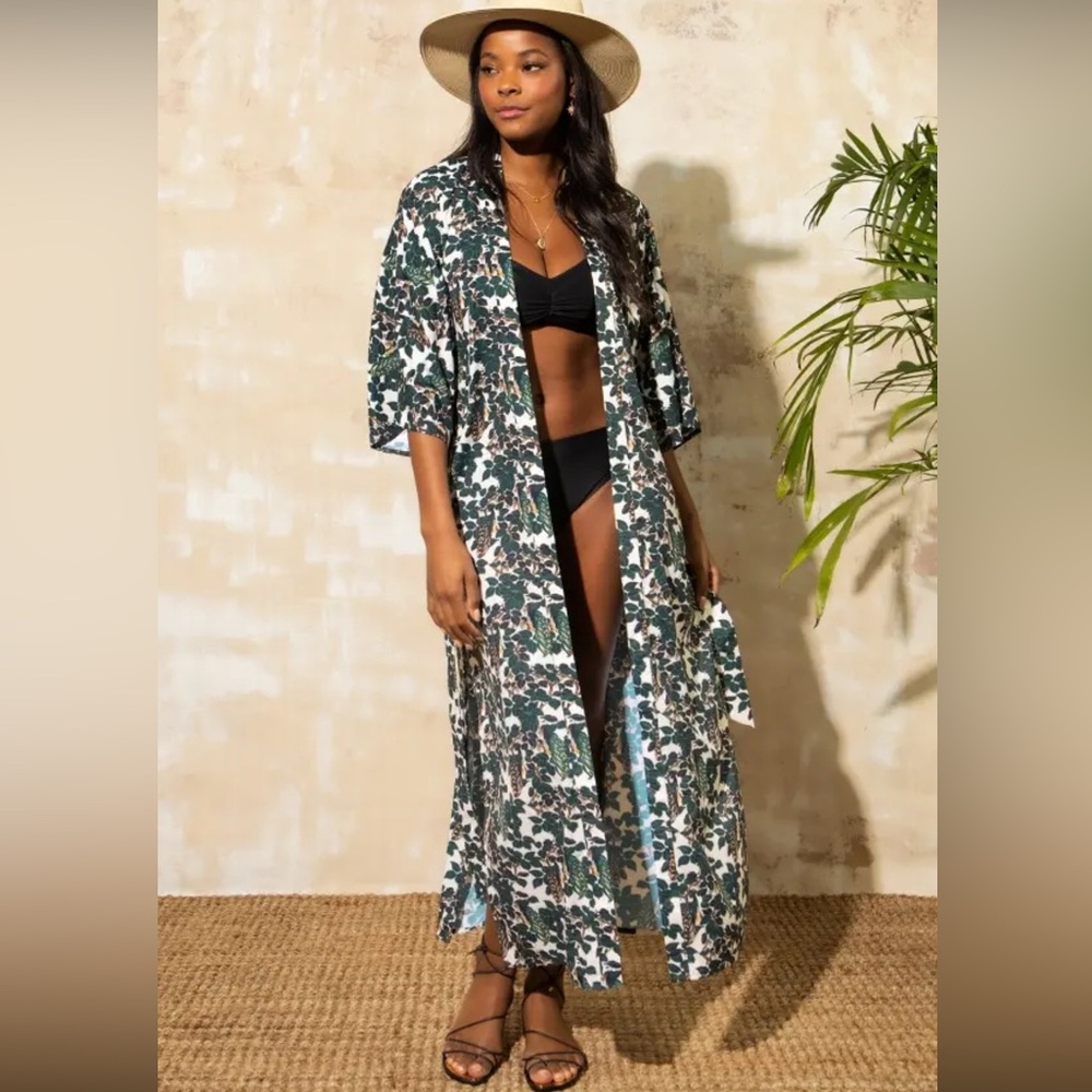 Mott50 Floral Swim Coverup - Black and White